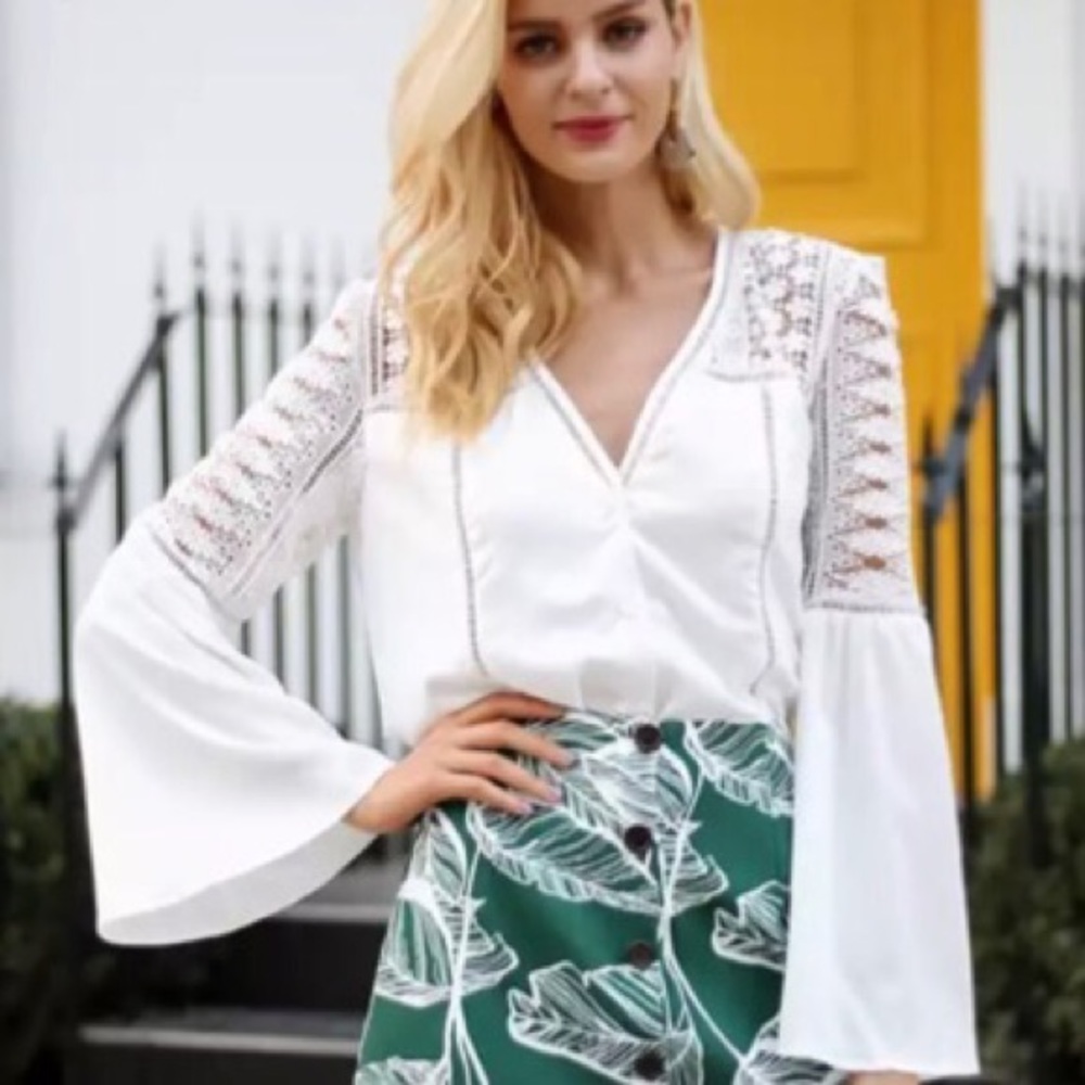 ‘Isla’ White Lace Top